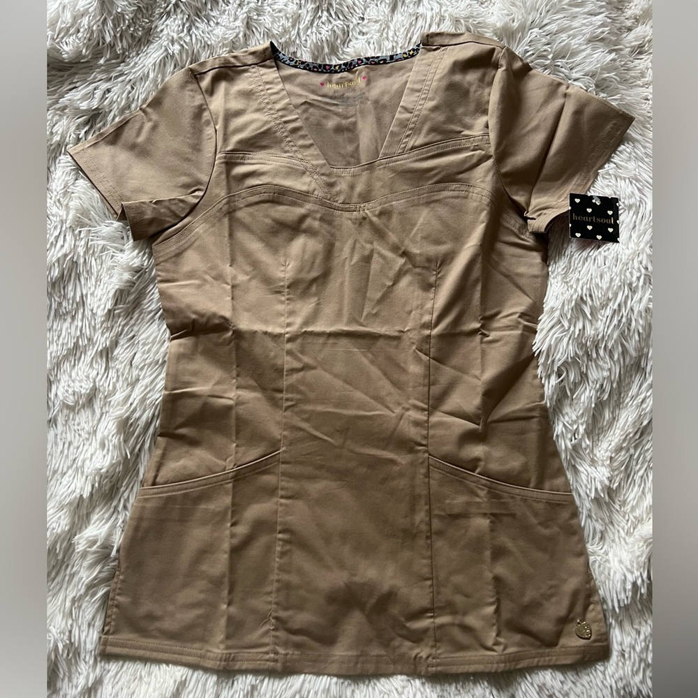 Scrub top